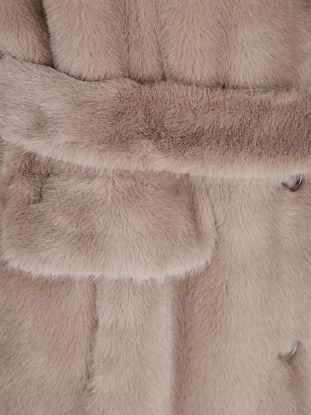 FAUXFUR SLEEVELESS COAT